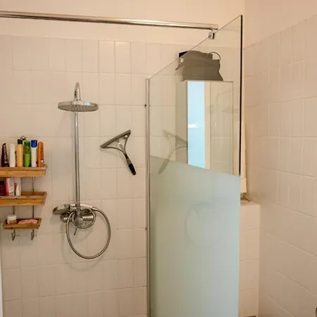 Charming Studio Close To The Place Des Vosges Paris
